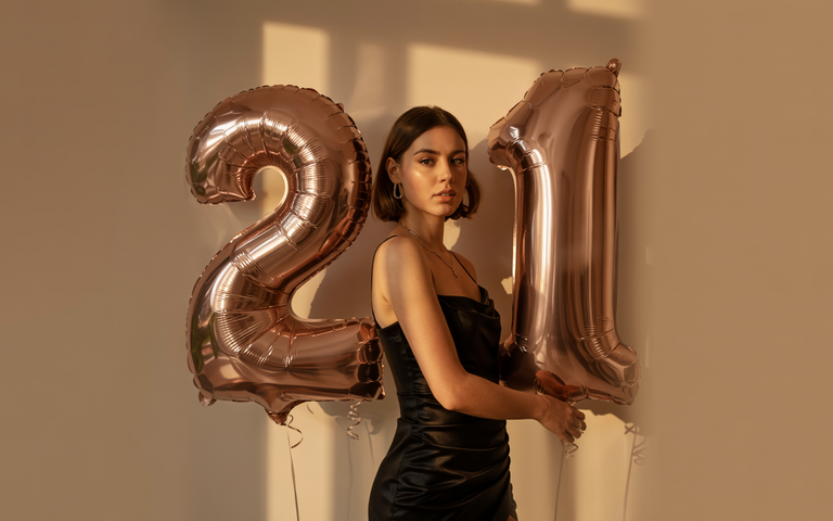 21st Birthday Photoshoot Ideas: A Professional Guide to Stunning 21st Birthday Photos